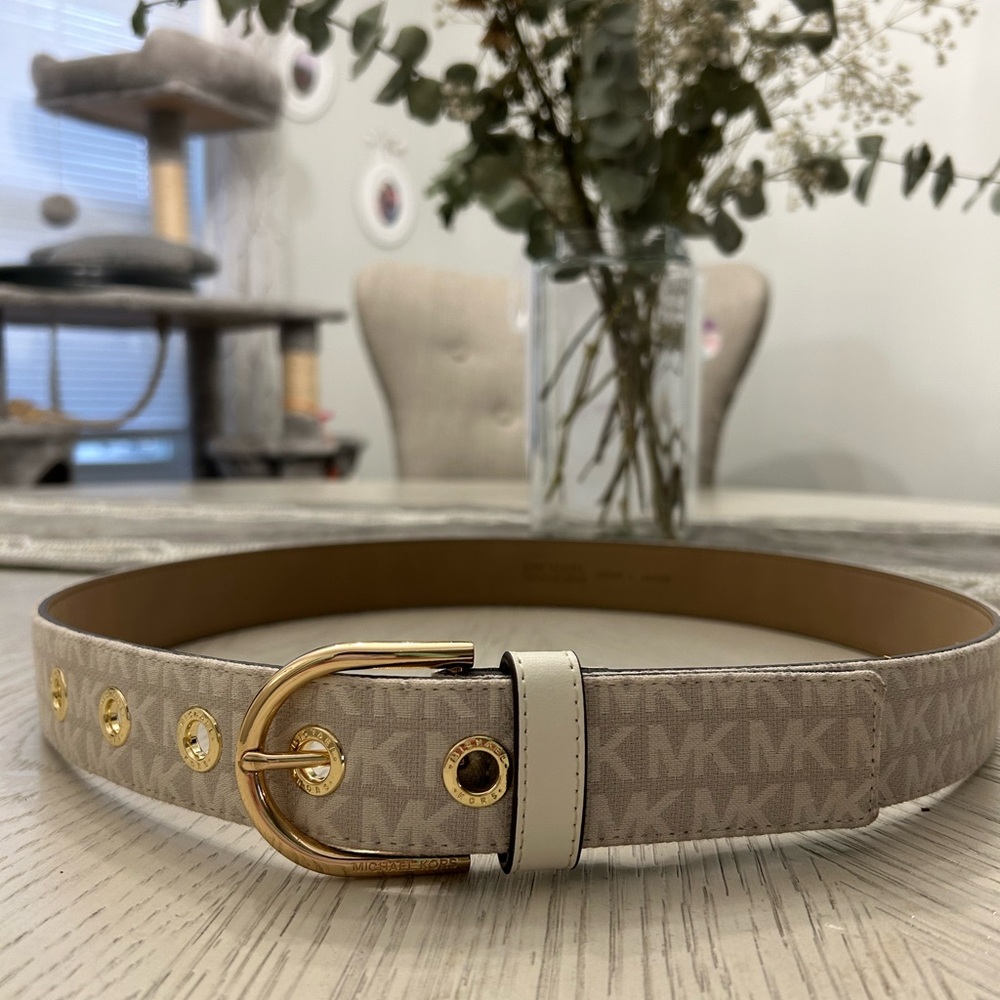 Michael Kors Cream and Gold Designer Belt